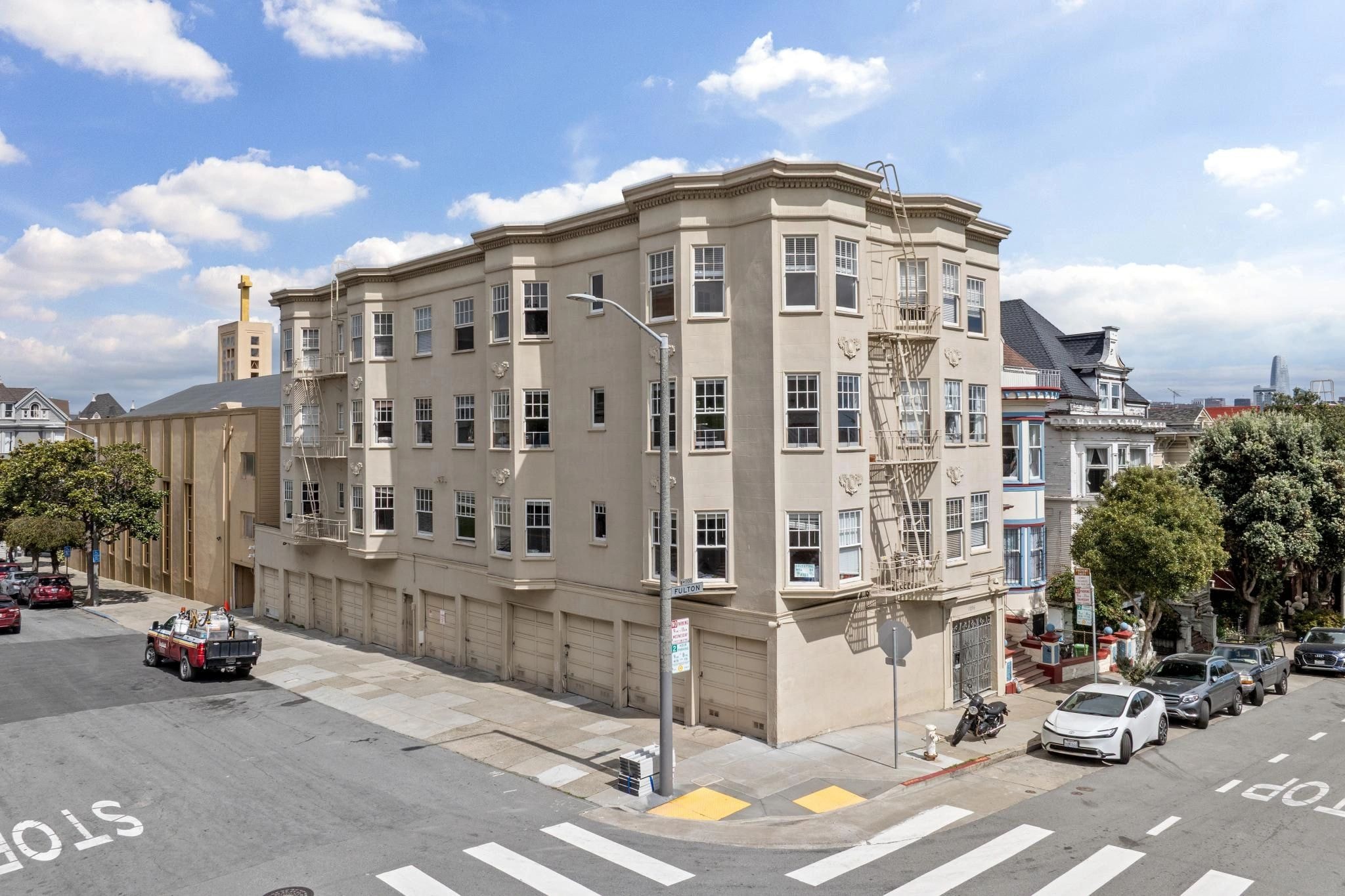 1096 Fulton Street